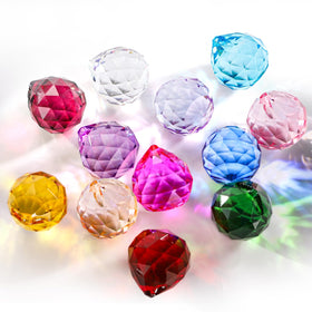 Yesland crystal ball prism with hanging hole for easy decorative display.
