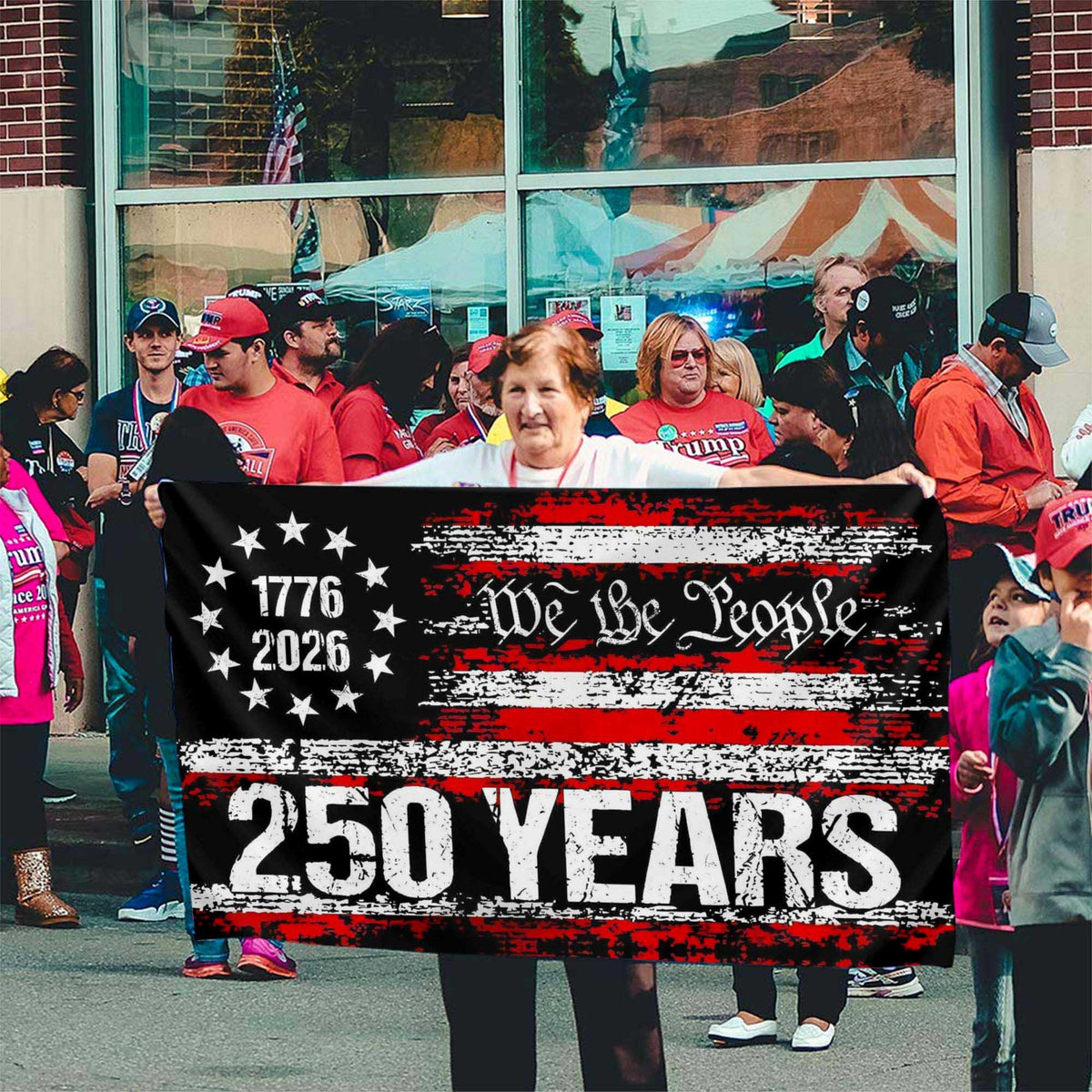 Yesuavt 4th of July flag makes a thoughtful patriotic gift.