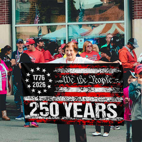 Yesuavt 4th of July flag makes a thoughtful patriotic gift.