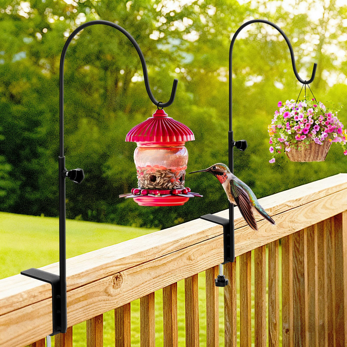 Yetene deck hook supports up to 30 pounds for flexible outdoor decorating.