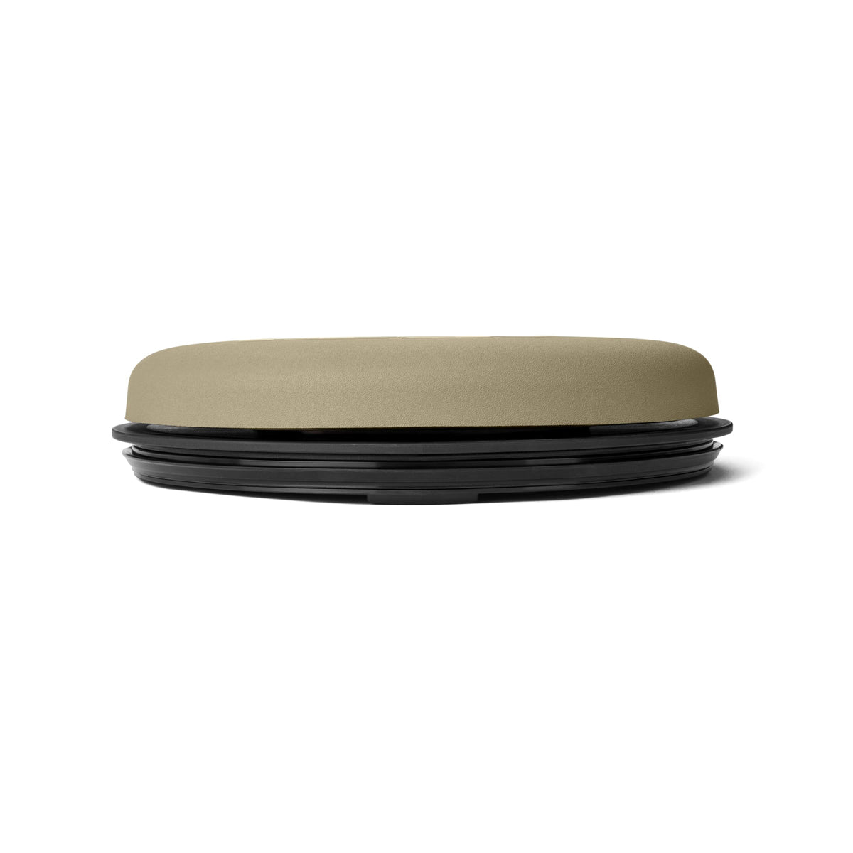 YETI LoadOut weather-resistant seal protects bucket contents from moisture.