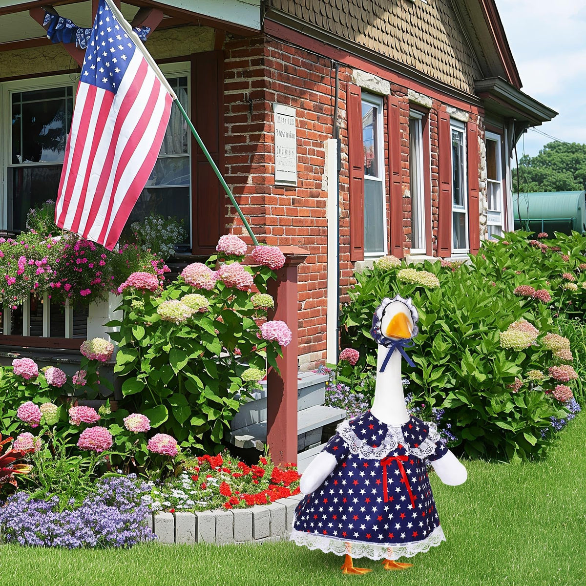 Yeyeplum independence day goose decor sets a thematic yard backdrop