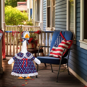 Yeyeplum patio yard goose ensemble adds red, white, and blue charm