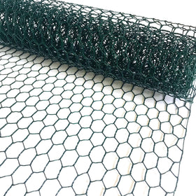 YGGlDUOl chicken wire panel 87in straight-on view for garden border