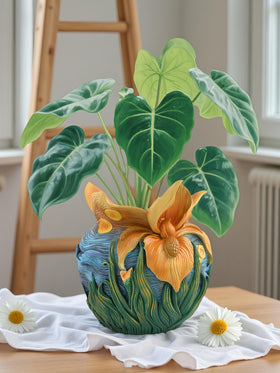 Yhupl Gift-worthy art planter for art lovers and design enthusiasts