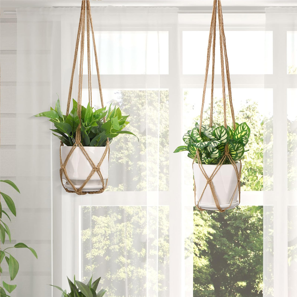 YIBOT indoor-outdoor plant hanger is versatile for balconies and living rooms.