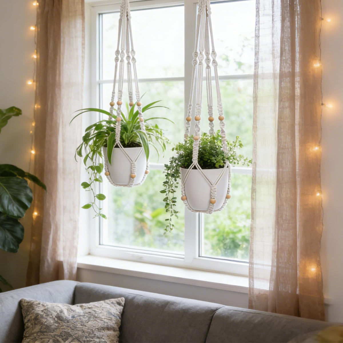 YIBOT 35 inch length keeps plants at eye level
