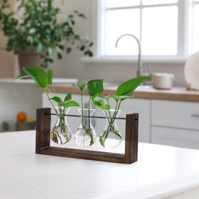 YIBOT glass vase display ideas for flexible decor.