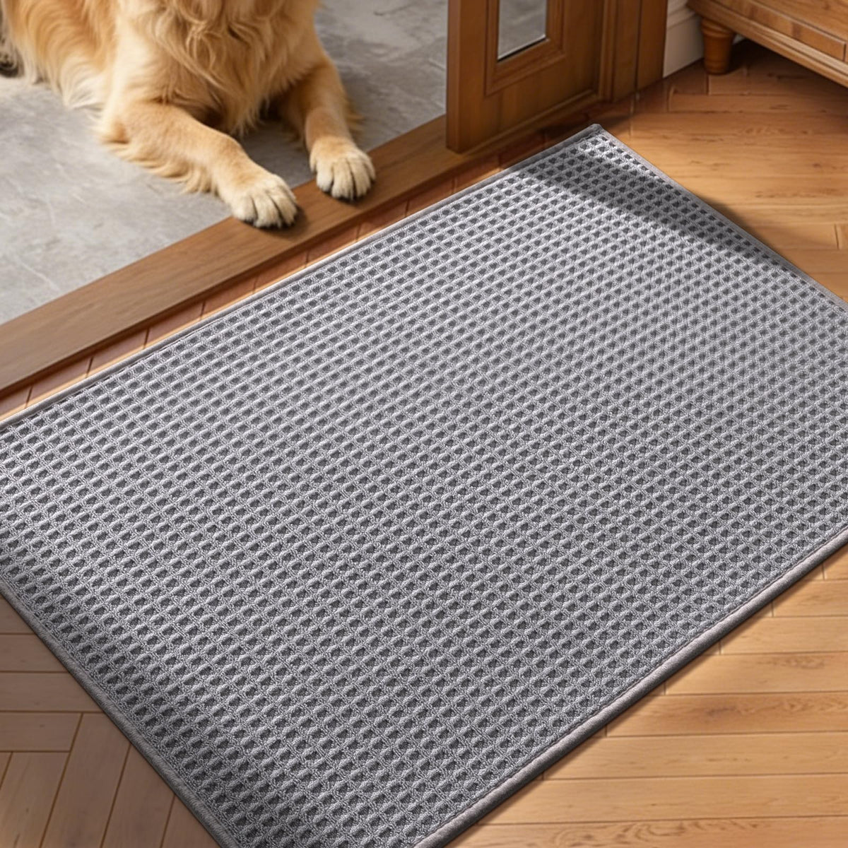 YIHOUSE 24x36 light gray door mat captures dirt at the entry