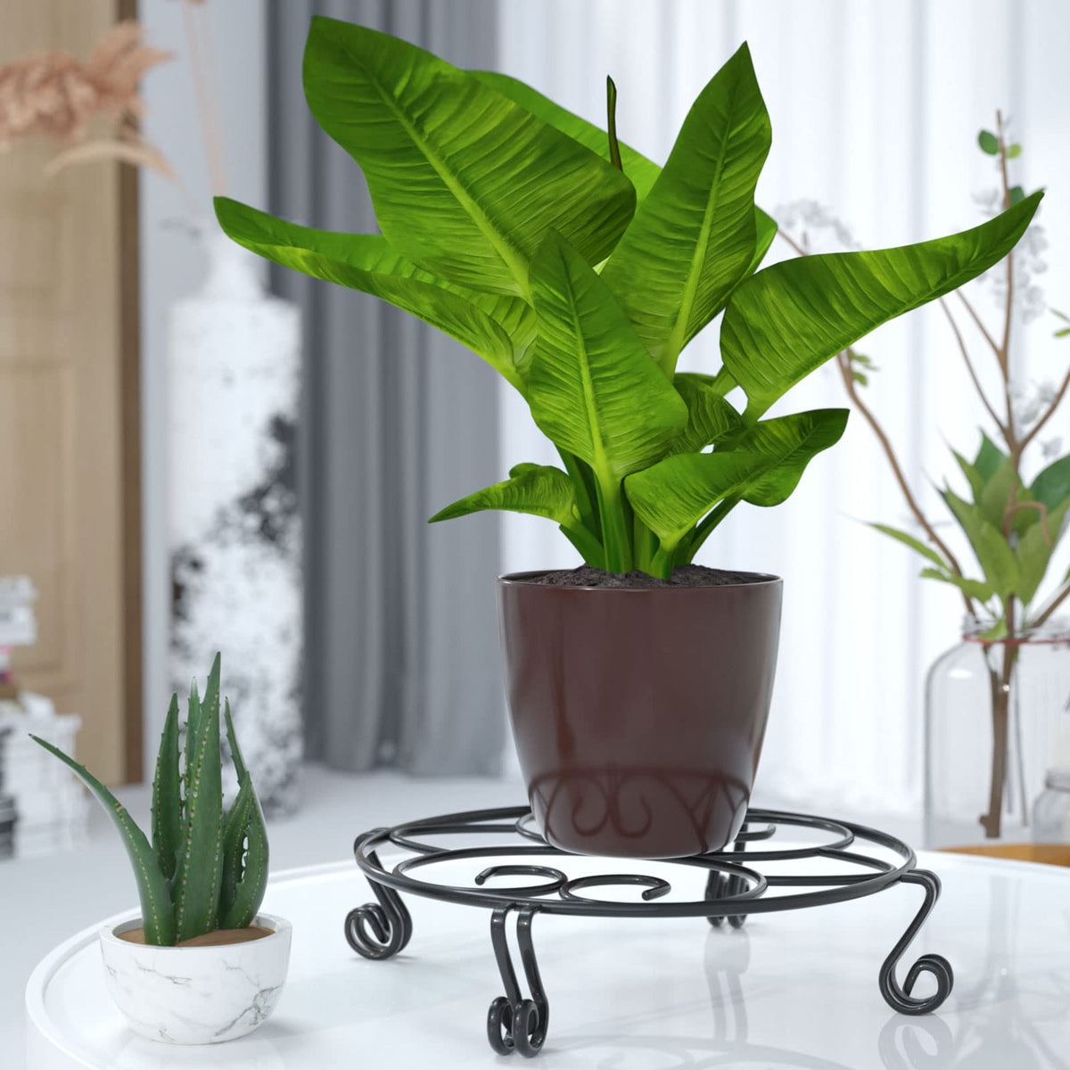 Yimobra decorative flower-pattern stand adds style while supporting heavy containers.