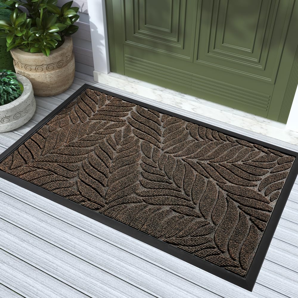 Yimobra 36x24 door mat for outdoor and indoor use reduces dirt entry at the threshold