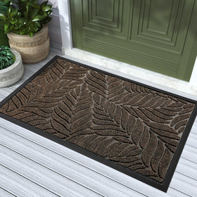 Yimobra 36x24 door mat for outdoor and indoor use reduces dirt entry at the threshold