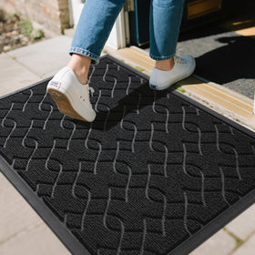 Yimobra large door mat front view showing dirt-capture grooves for clean entryways.