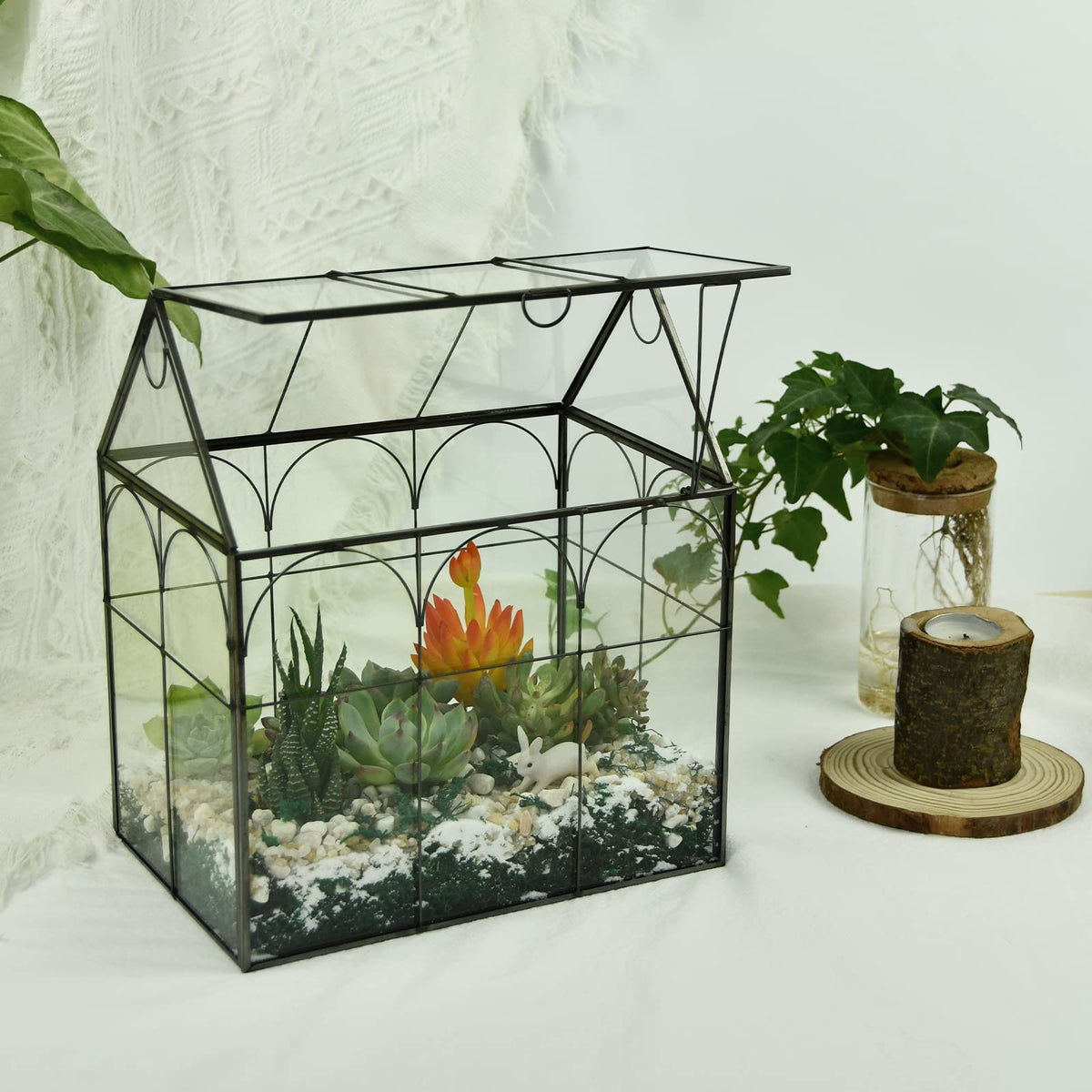 Yimorence terrarium base emphasizes drainage-friendly setup