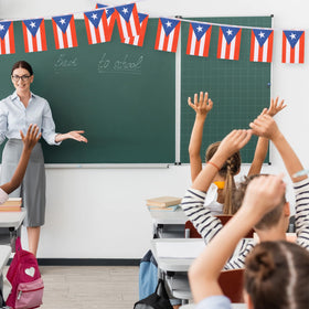 Yingnner Puerto Rico flag banner classroom display suitable for cultural lessons.