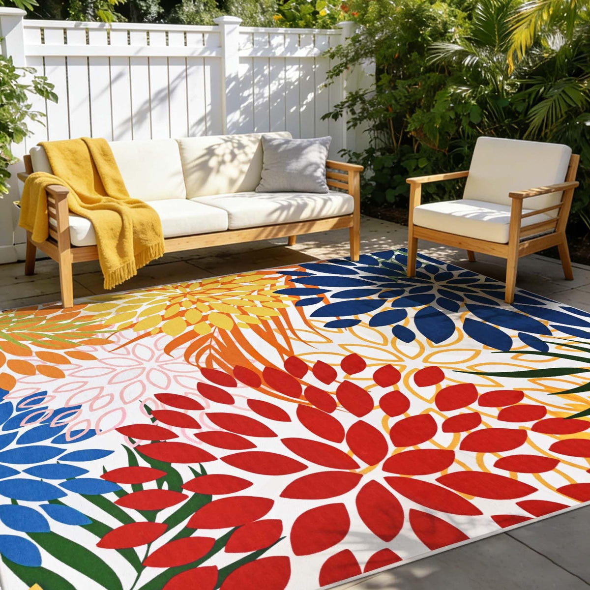 Yinhua dahlia floral-pattern outdoor rug adds vibrant style to spaces