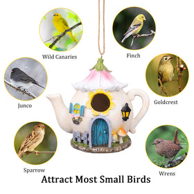 Yinns bird house with removable bottom plug simplifies cleaning after visits.