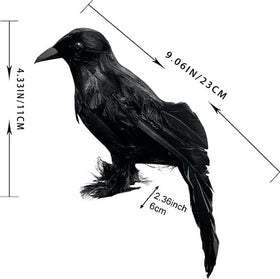 Yinxiang Jie shoulder strap crow statue emphasizes lifelike feathers for striking party props.