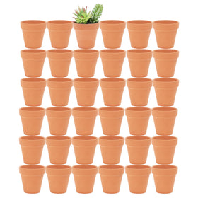 Yishang terracotta pot with drainage holes for seedlings and succulents.