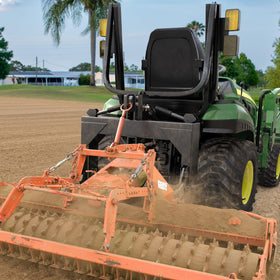 YITAMOTOR hitch with ballast interaction illustrating improved tractor rear stability.