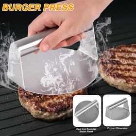 YJHOLE apron protects clothes during outdoor grilling and cleanup.