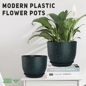 YNNICO built in tray supports bottom watering and catches excess water.