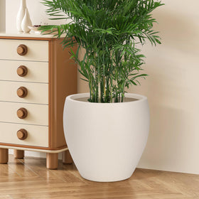 YNNICO planter designed to suit modern, minimalist, and traditional decor.
