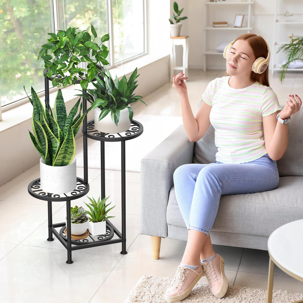 YOCOMEY vintage-style plant stand adds subtle sophistication to interiors