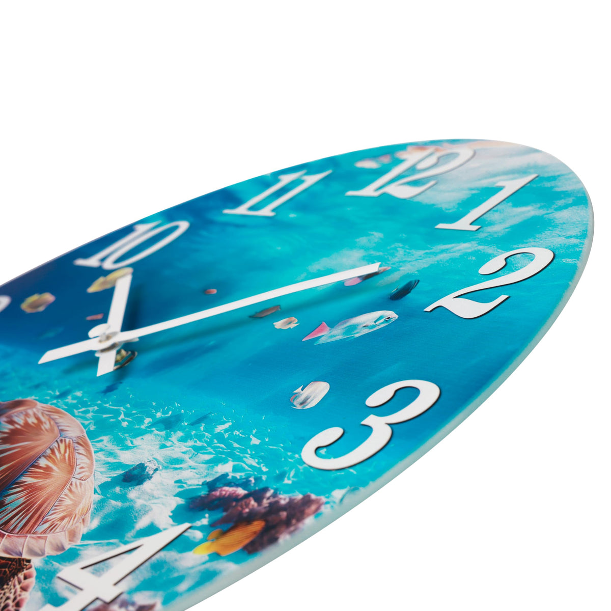 Yoiolclc weatherproof clock design suits patios and indoor bathrooms