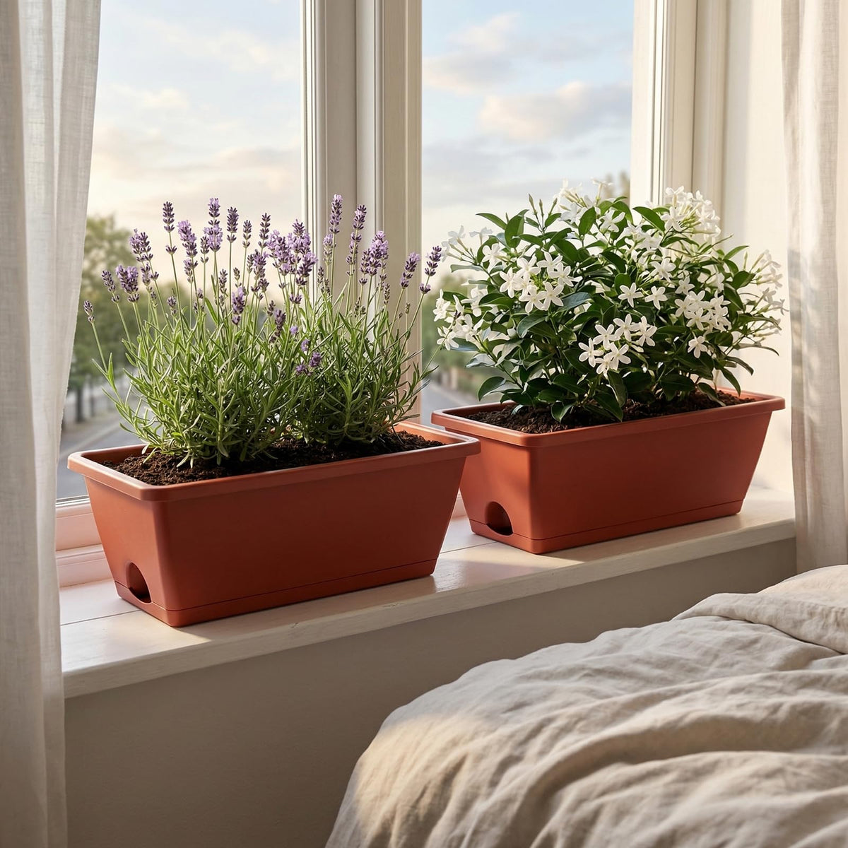 Yokodaza smooth-surface pots are easy to clean after gardening tasks.