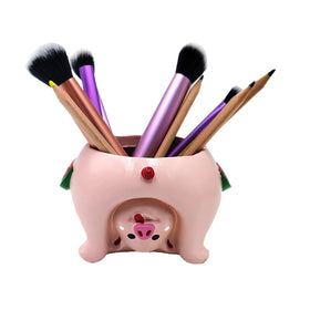 Youfui pig planter measures 15 by 13 by 7.5 cm for compact spaces.