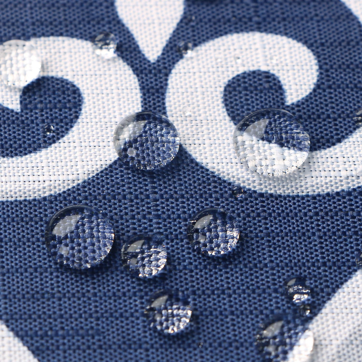Youngseahome easy-care machine-washable fabric simplifies cleanup after events.
