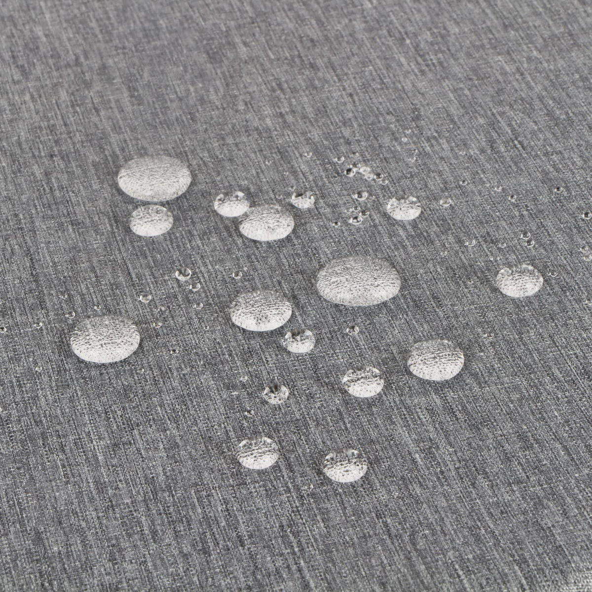 Youngseahome stain-resistant fabric staying cleaner during meals