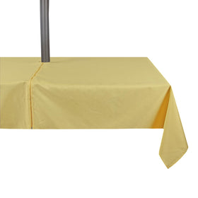 Wrinkle-free fabric texture of the Youngseahome tablecloth after setup.