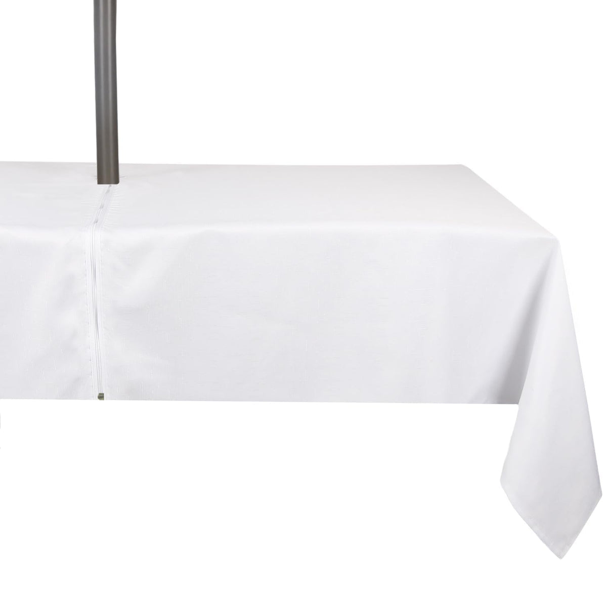 Wrinkle-free polyester texture from Youngseahome keeps tables neat during meals.