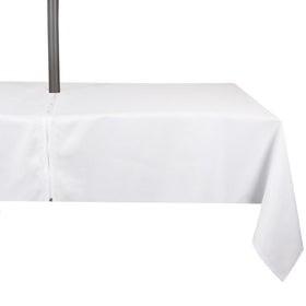 Wrinkle-free polyester texture from Youngseahome keeps tables neat during meals.