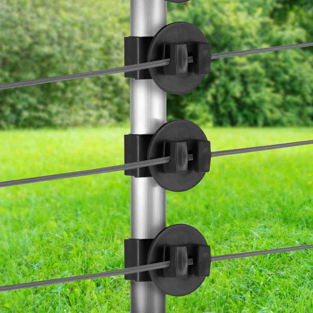 Youyole insulators compatible with 1-1/4 and 1.33 post sizes for versatility.