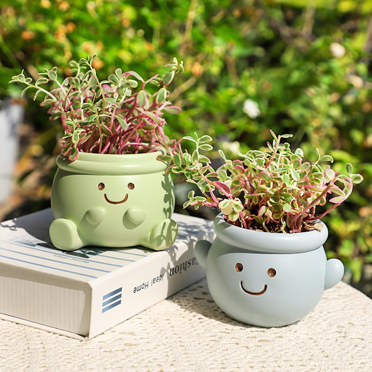 YOYLMAL smiling resin planter for desk decor with drainage hole