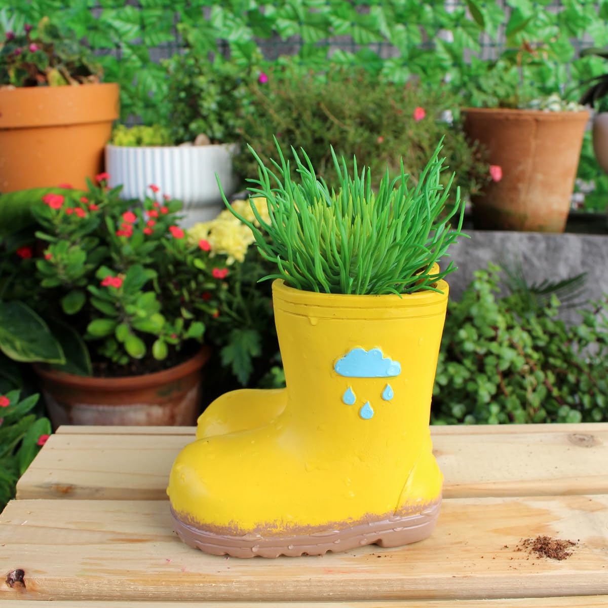 YOYLMAL planter with drainage holes for healthy water flow with succulents