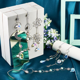 Ysleen prism crystal ornaments for weddings and parties reflect color