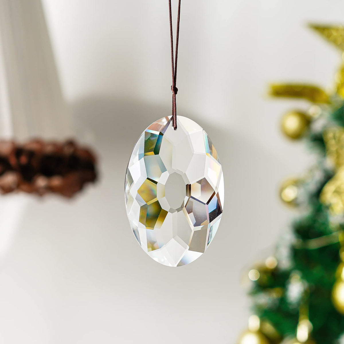 YU FENG suncatcher adds crystal sparkle to wedding or events