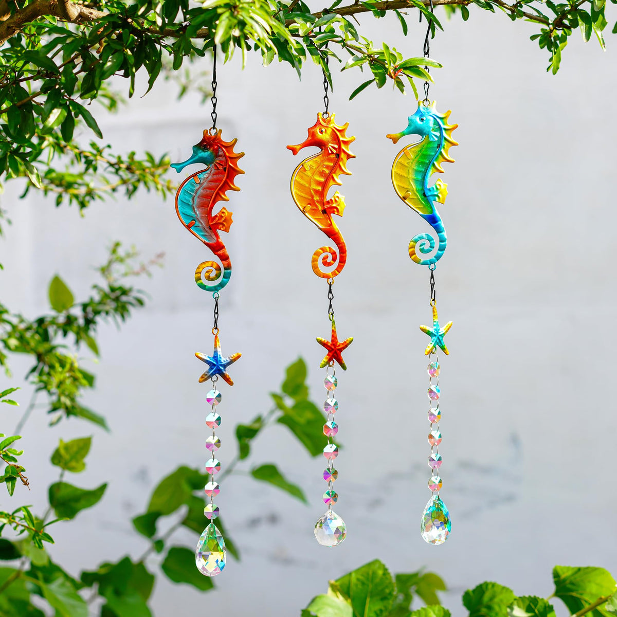 YU FENG Stained-glass Seahorse Suncatcher enhances rooms with reflective color and glow