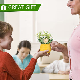 Yulejo teacher day gift tag suitable for classroom or office decor.