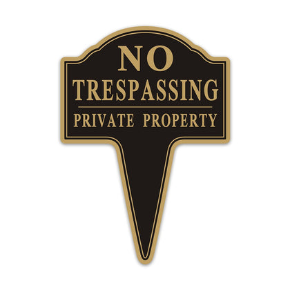 Yuntarda no-trespassing sign on durable aluminum for outdoor property protection.
