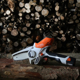 Yutacorex wood cutting kit in use for small-wood projects.