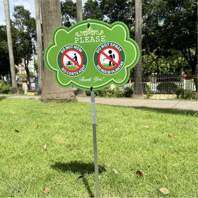 Yuzkouge UV-printed sign resists fading for long-lasting visibility.