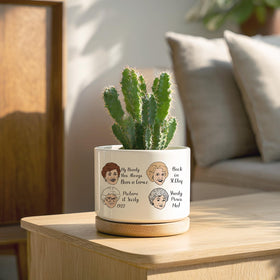 Ywkuiev Wooden tray with planter helps protect surfaces and catch drips.