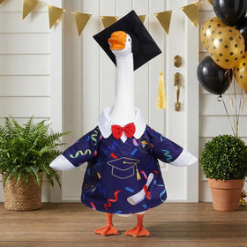 Yymobt decorative gown set includes cap and shirt detail for whimsy