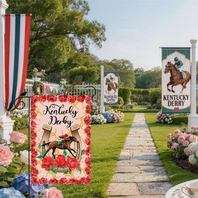 ZAEW Kentucky Horseshoe Roses flag back view, double-sided visibility in the yard.
