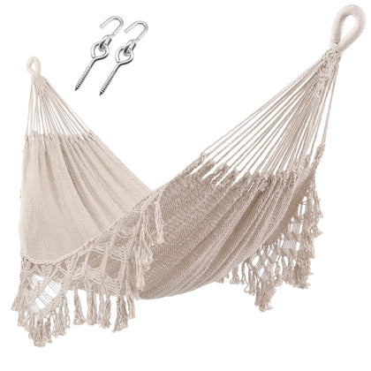 ZEANTZ handwoven hammock with tassels ideal for outdoor patio relaxation.